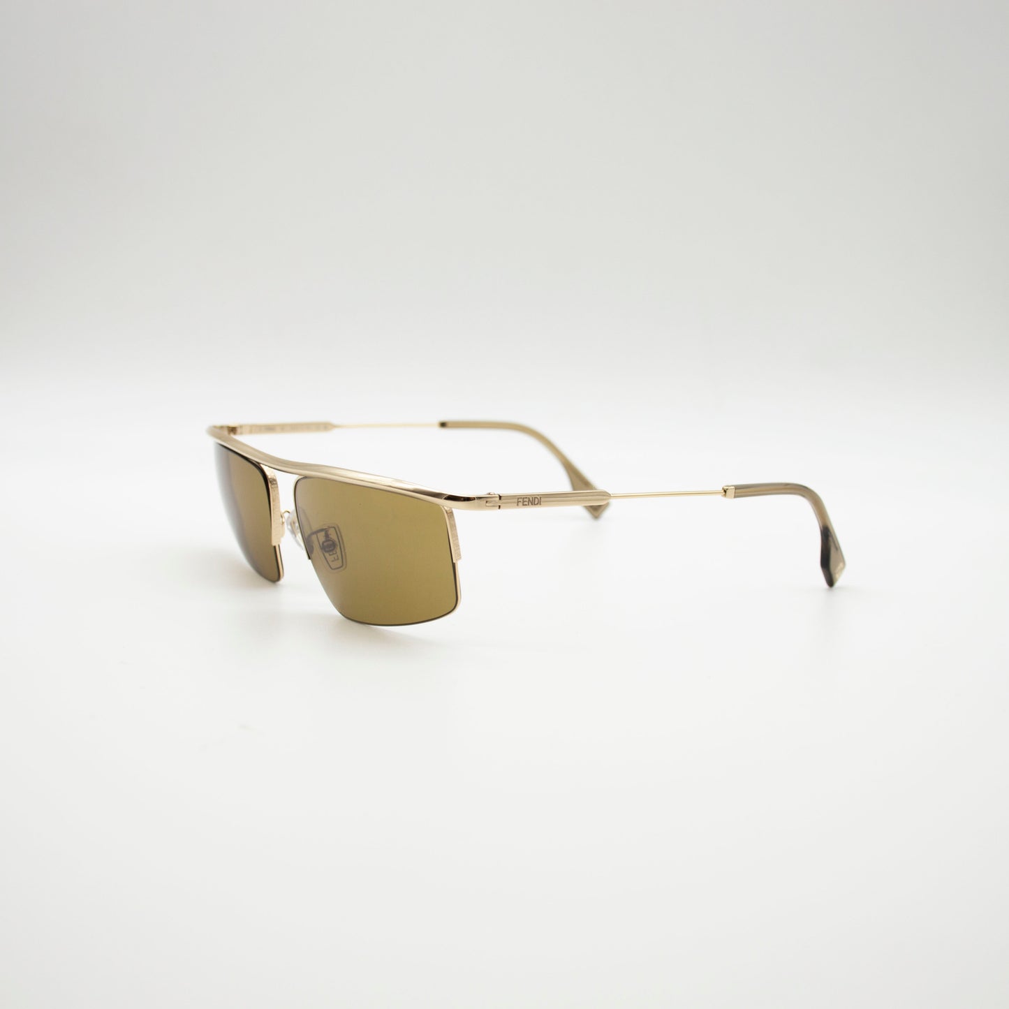 Fendi FE40141U