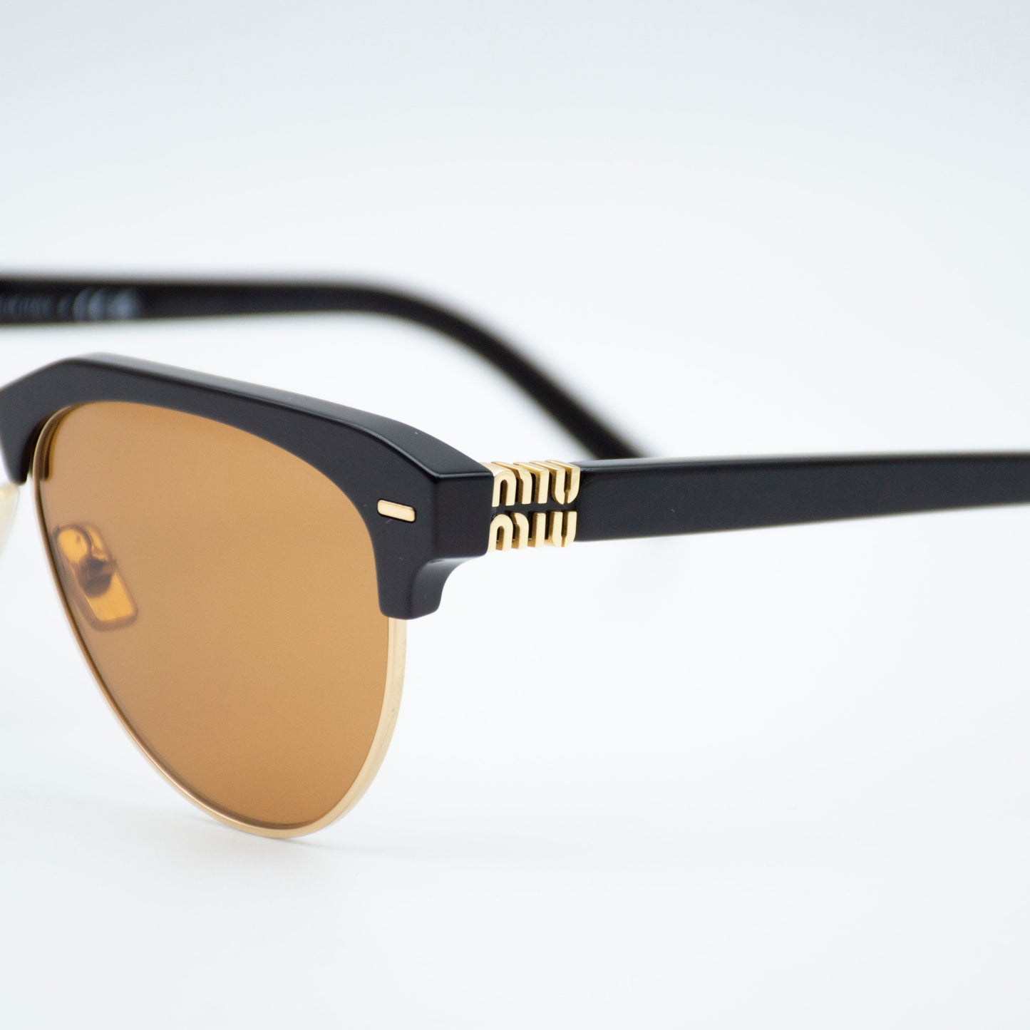 Miu Miu SMU09Z