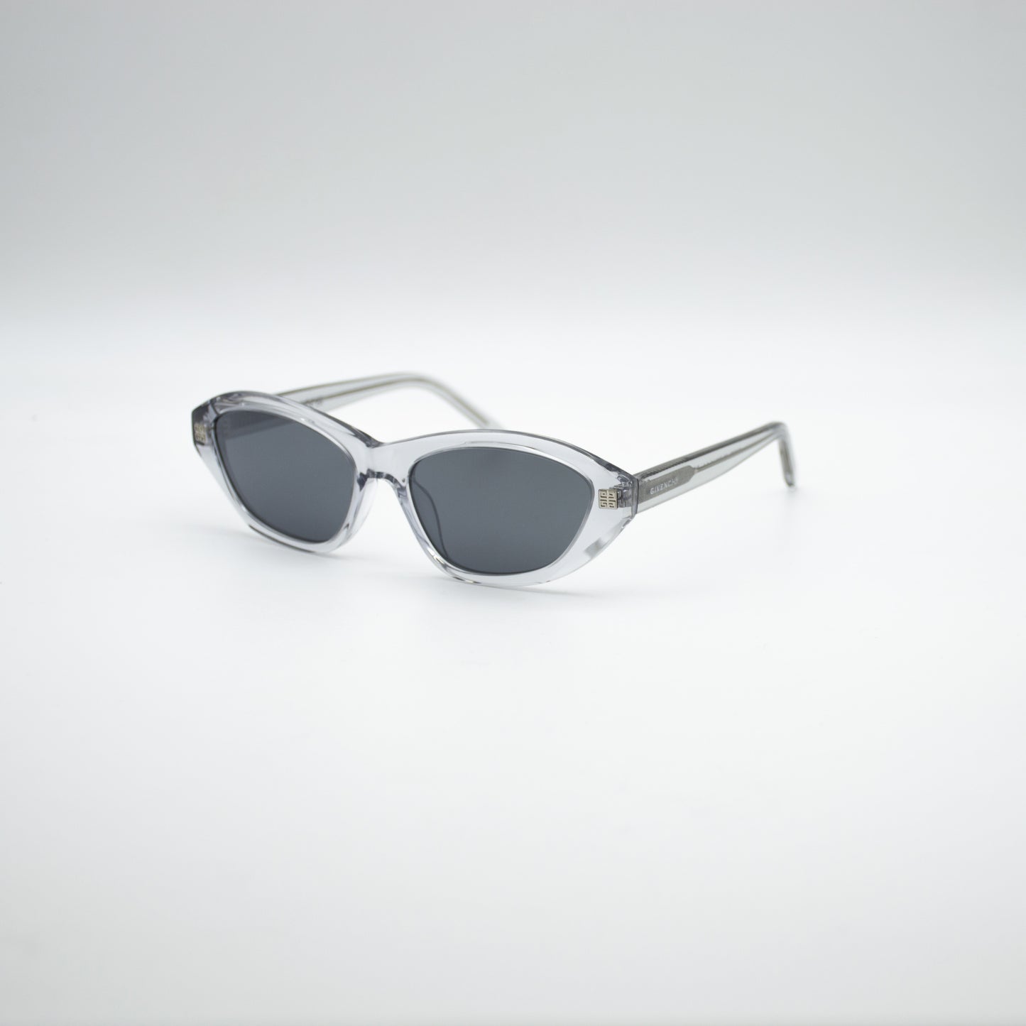 Givenchy GV40038I