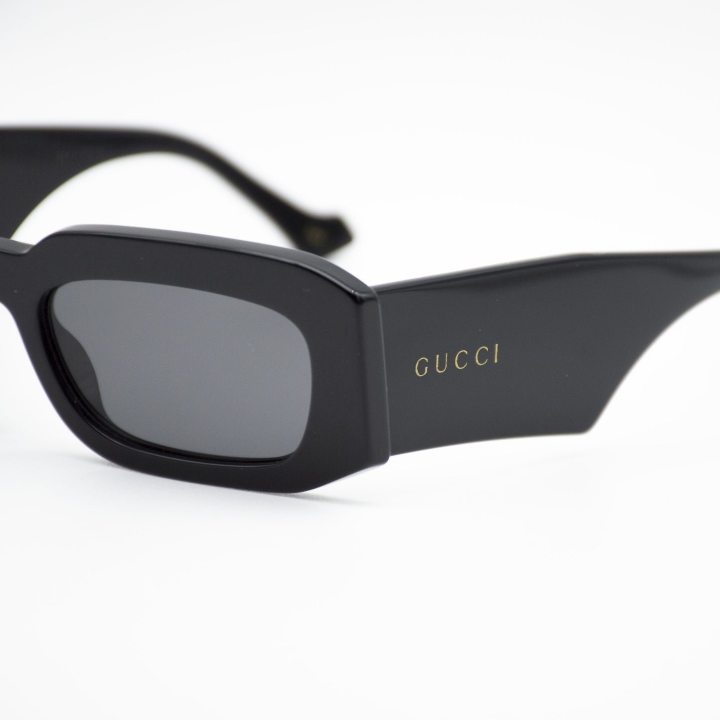 Gucci GG1426S