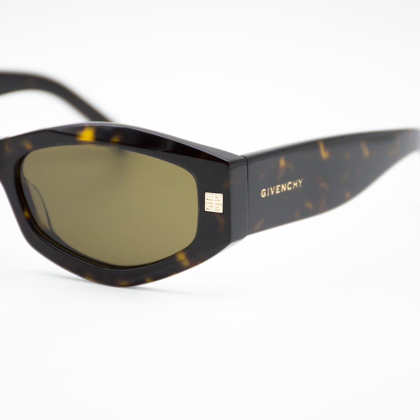 Givenchy GV40062I