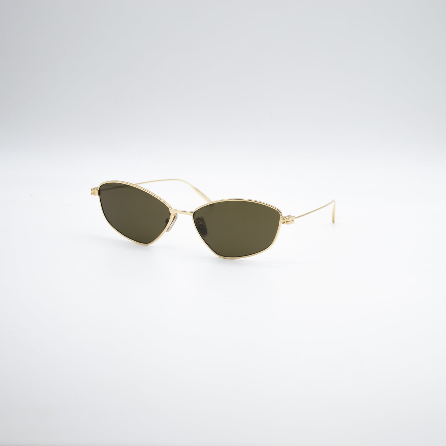 Givenchy GV40059U
