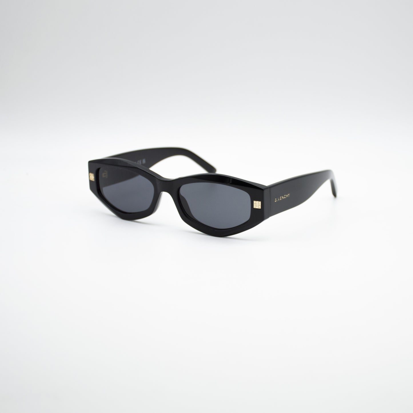 Givenchy GV40062I