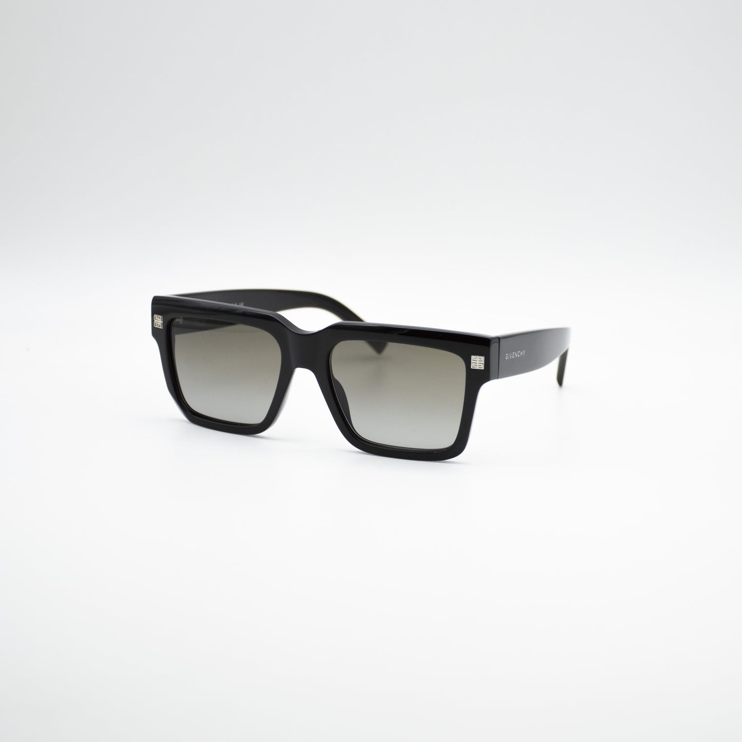 Givenchy GV40060I