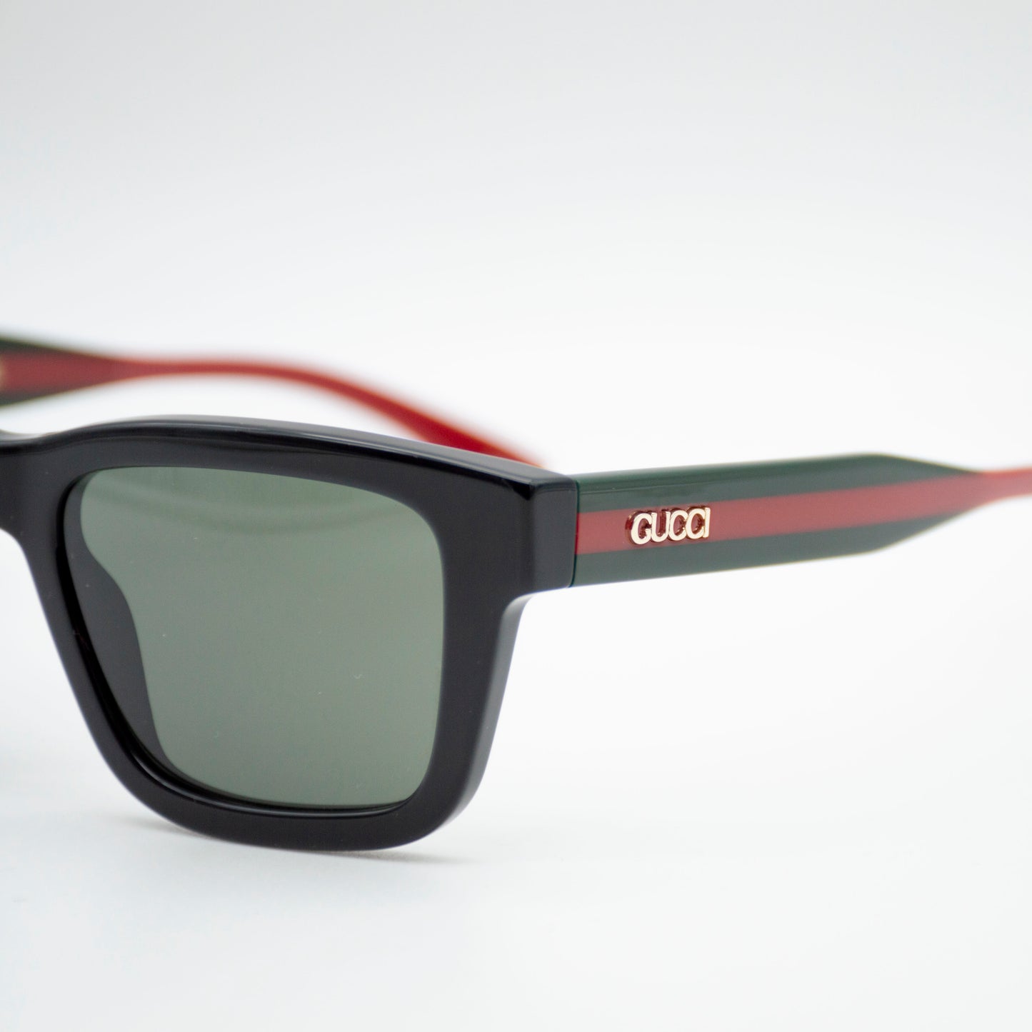 Gucci GG1869S