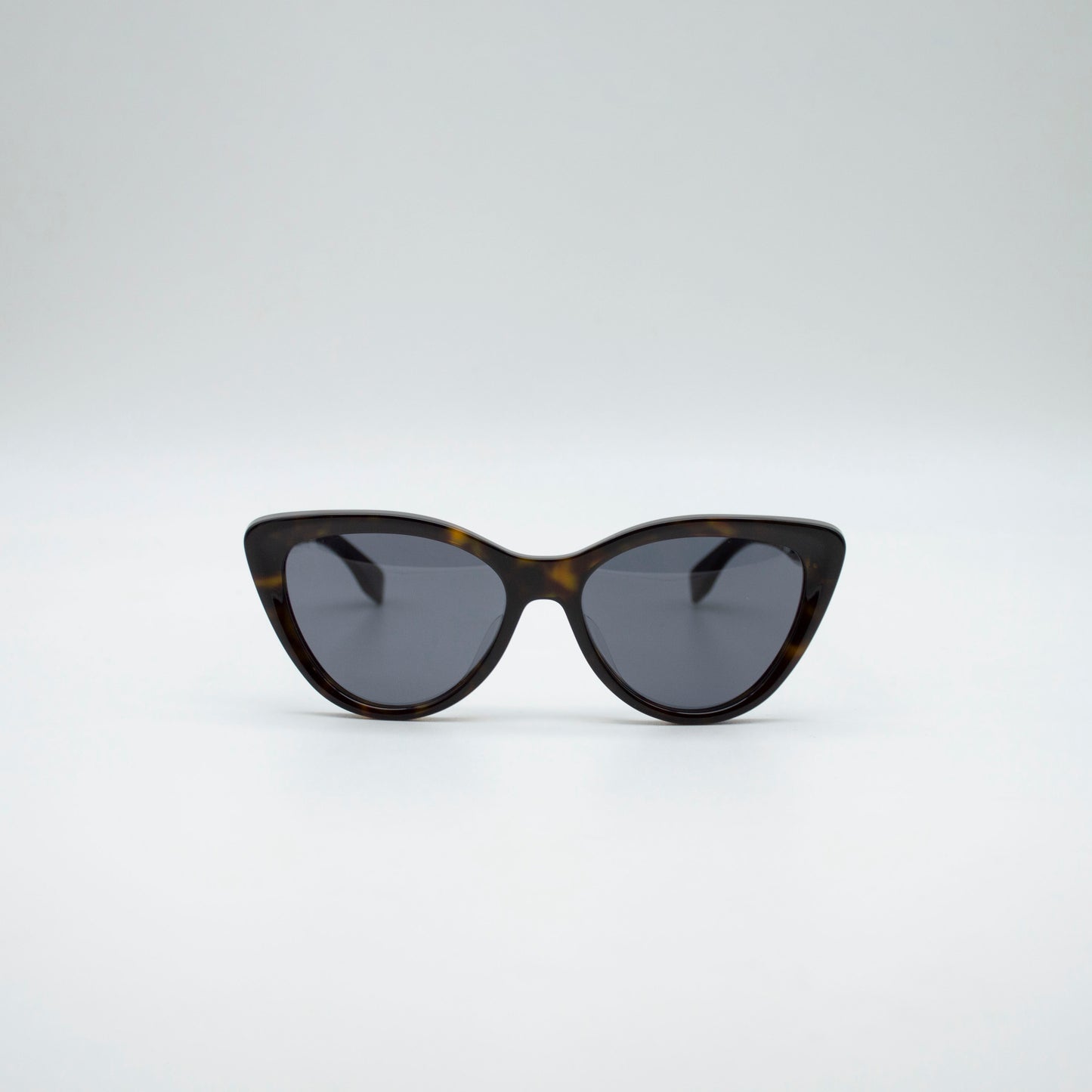 Fendi FE40087U