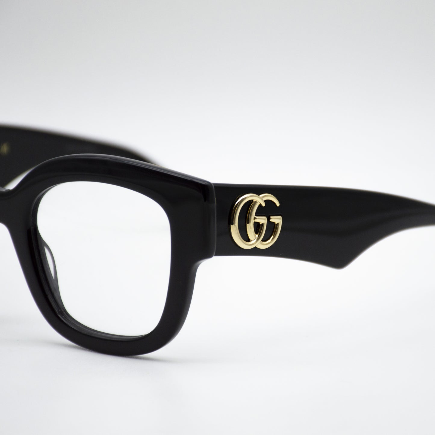 Gucci GG1423O