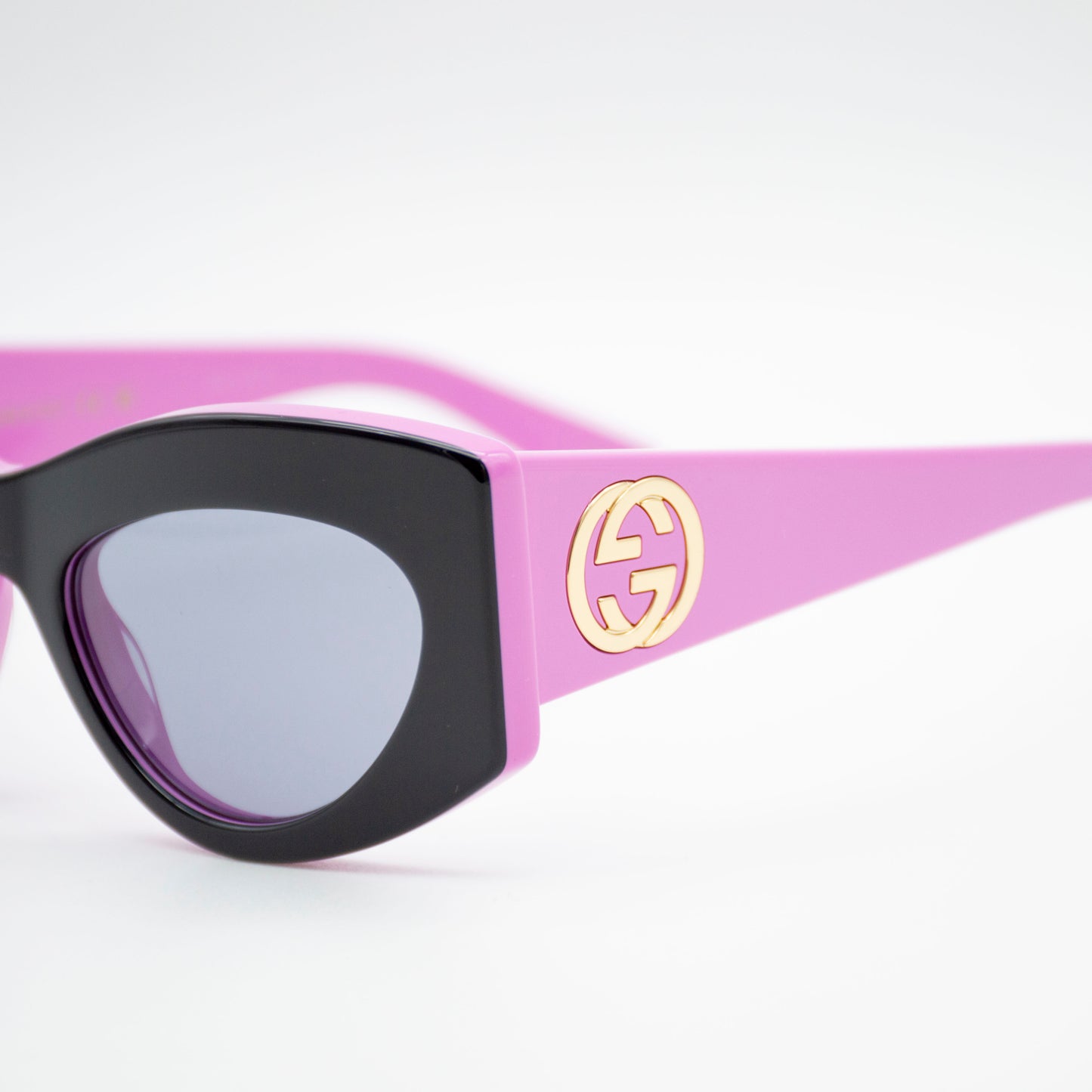 Gucci GG1843S