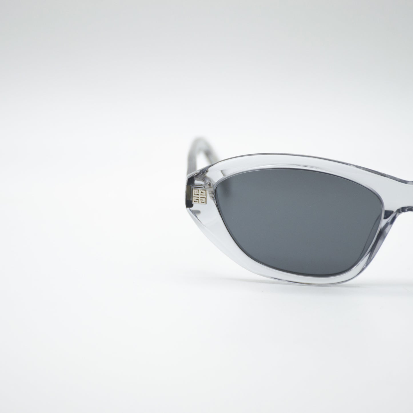 Givenchy GV40038I