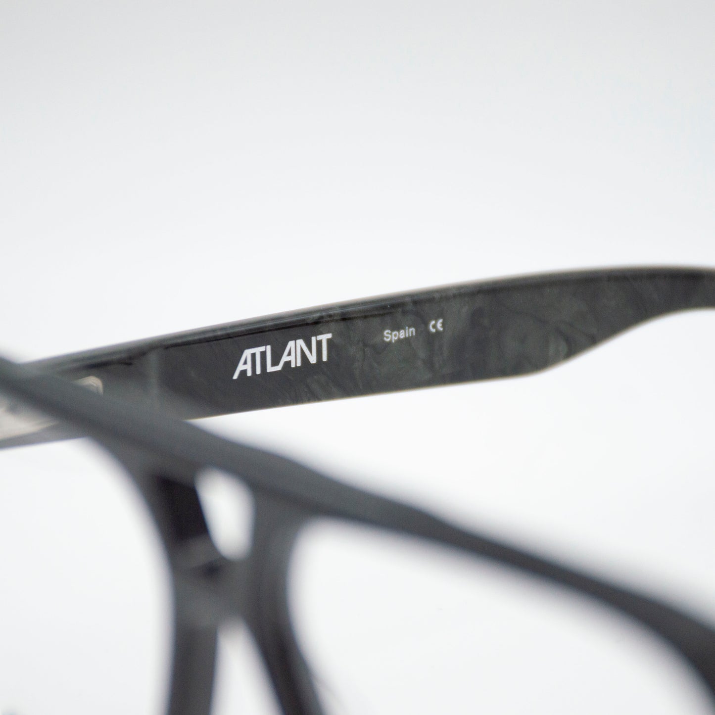 ATLANT AT2013