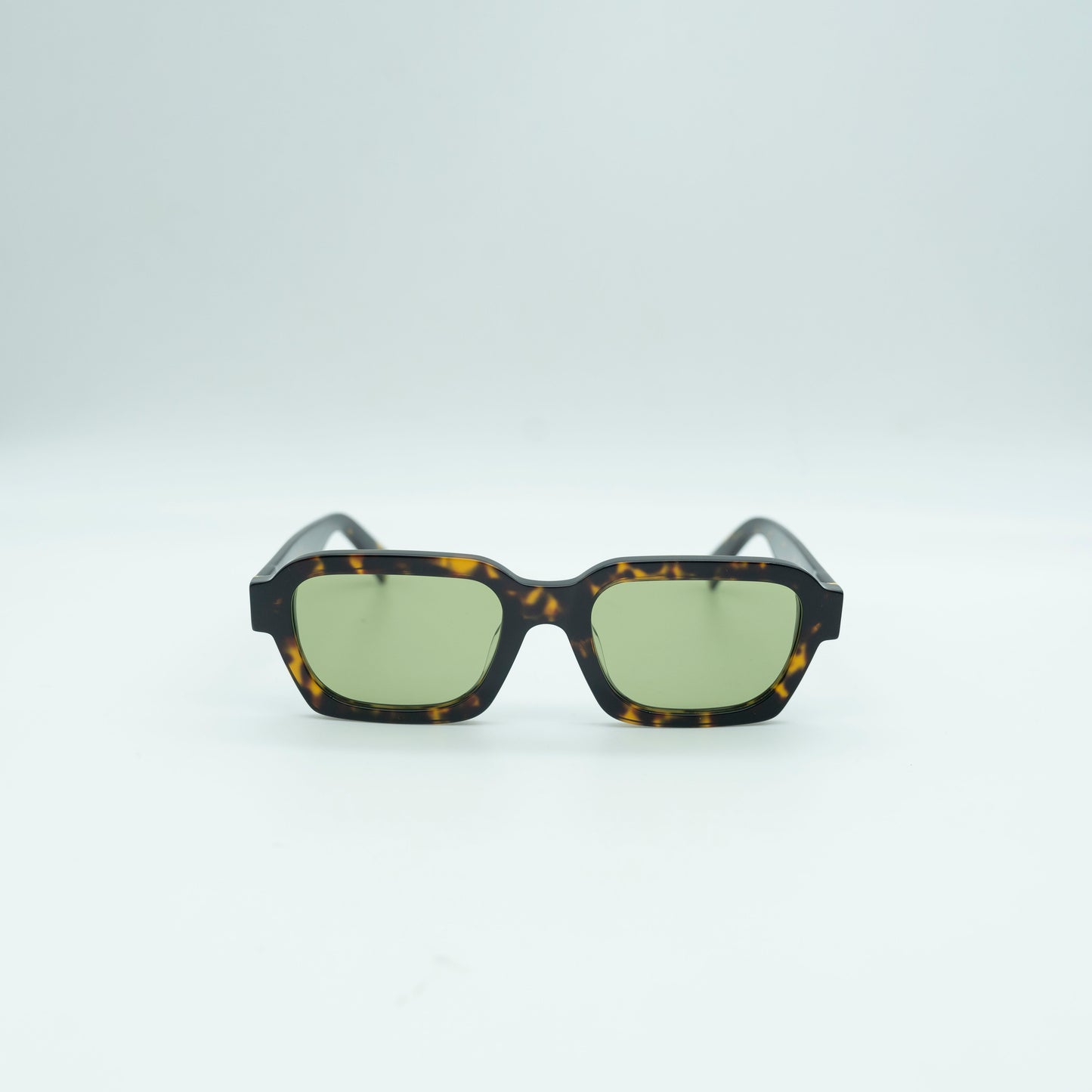 Retrosuperfuture CARO