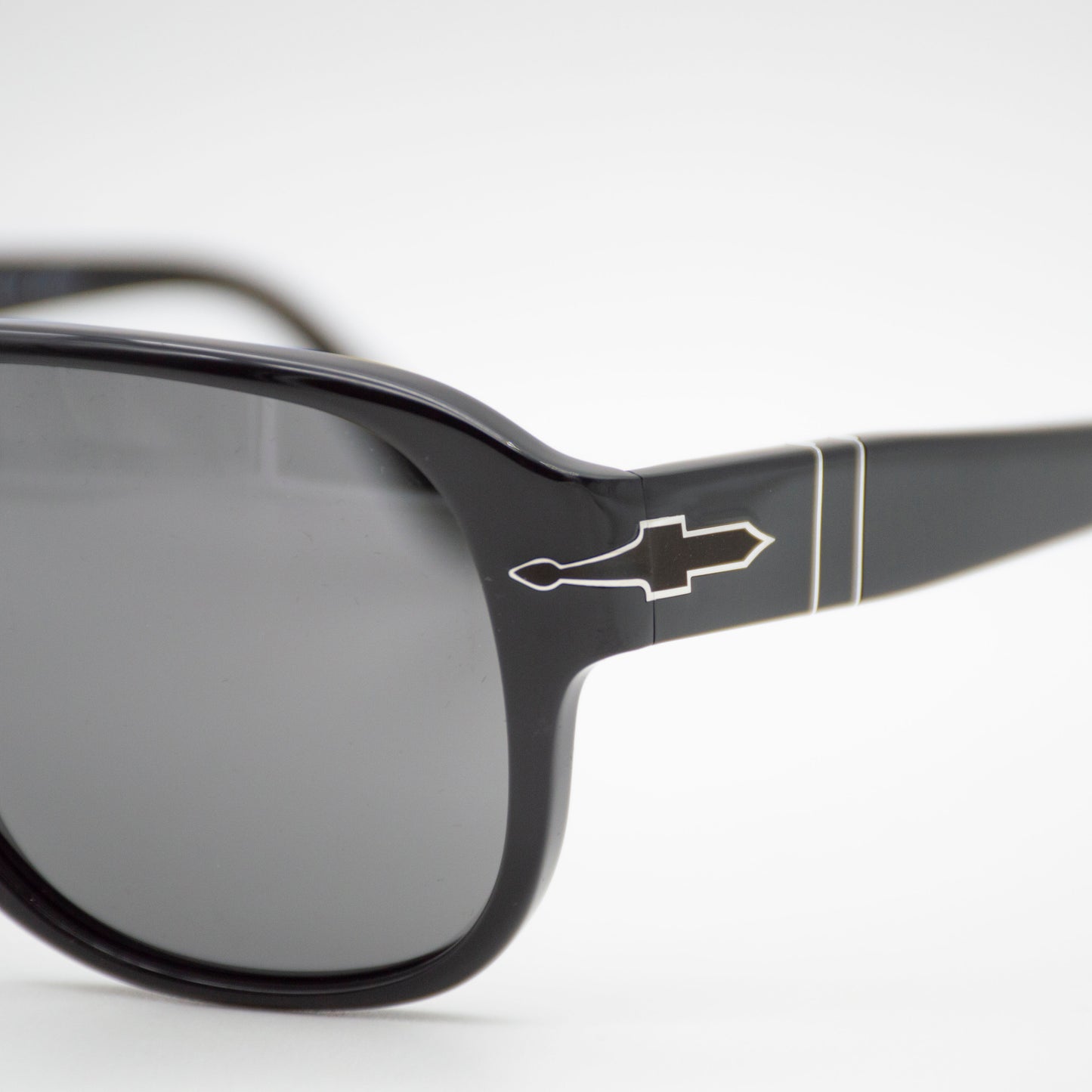 Persol Jean PO3310