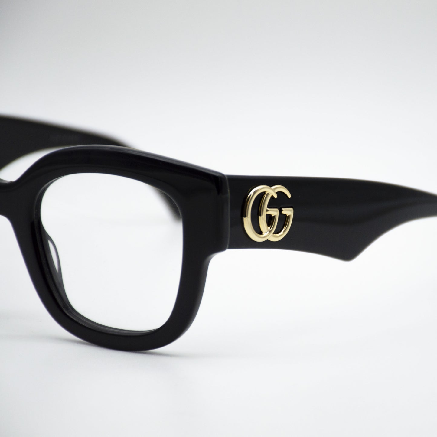 Gucci GG1423O